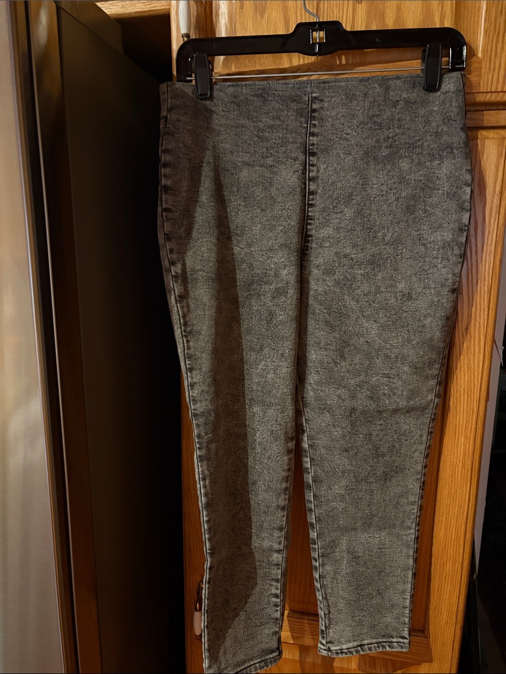 G by Giuliana Gray Acid-Wash Skinny Jeans